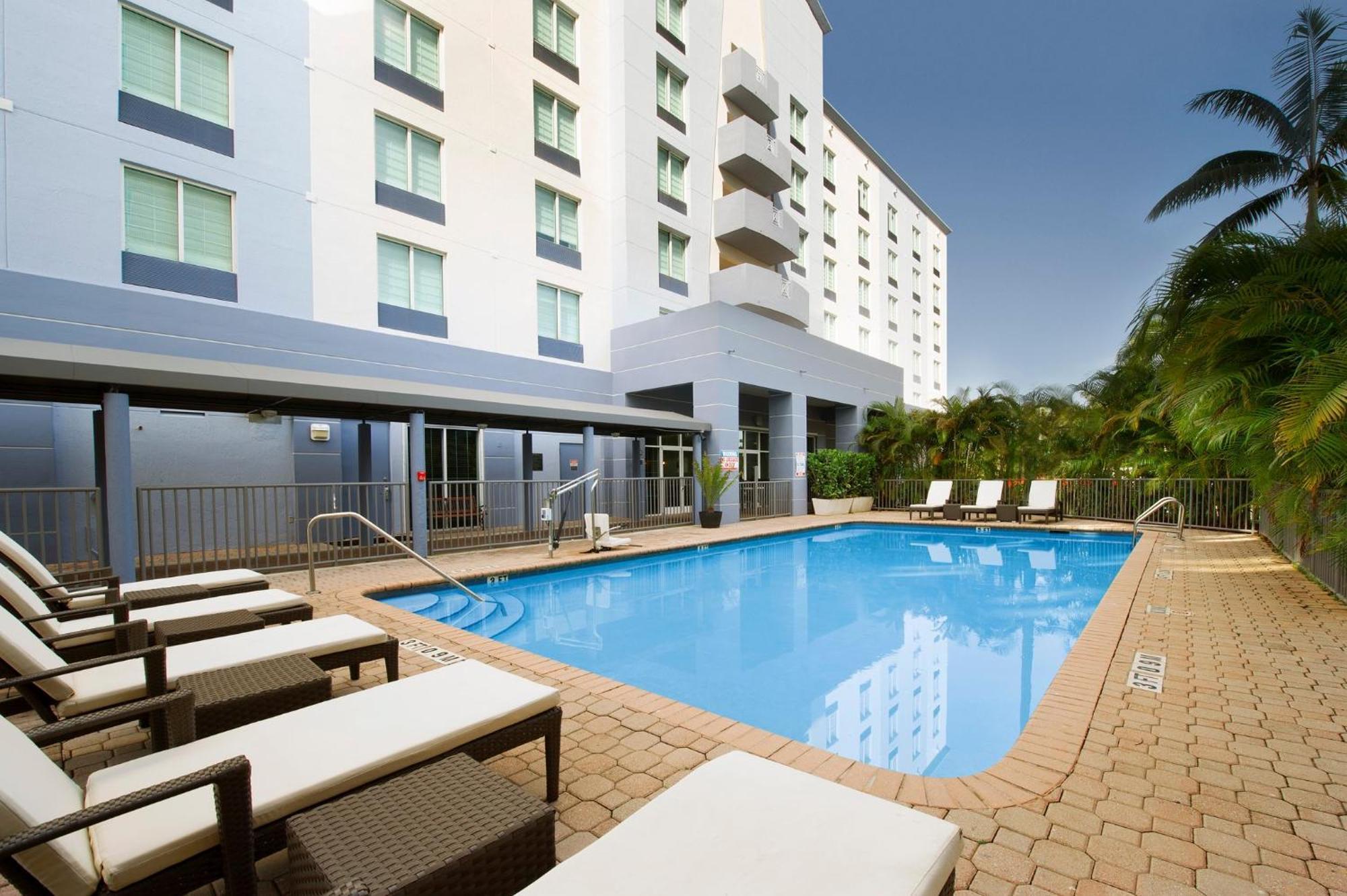Holiday Inn Miami-Doral Area By Ihg Dış mekan fotoğraf